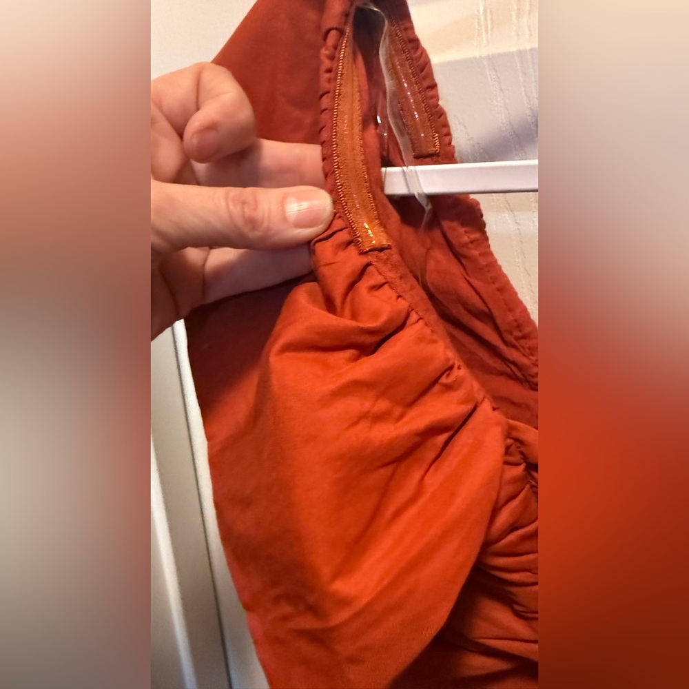 ☀️ Entro Rust Orange Ruffled V-Neck Dress - Picture 5 of 7